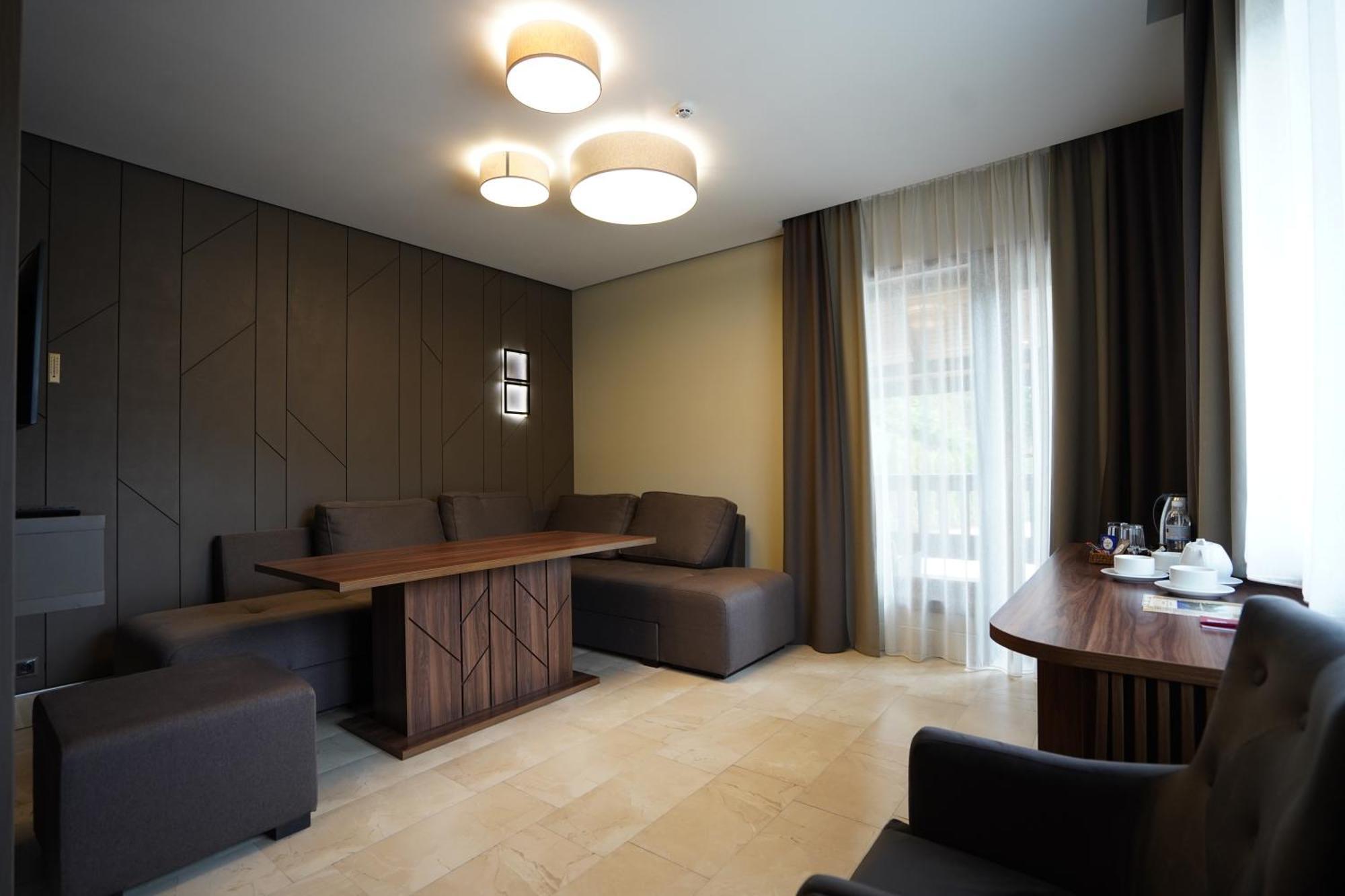 泽罗维塔山林小屋 Nizhniy Studenyy 外观 照片