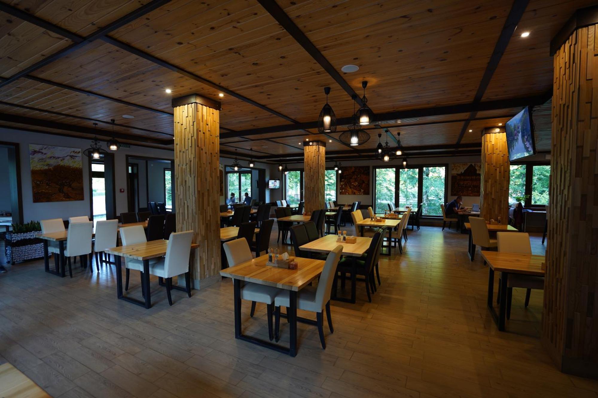 泽罗维塔山林小屋 Nizhniy Studenyy 外观 照片