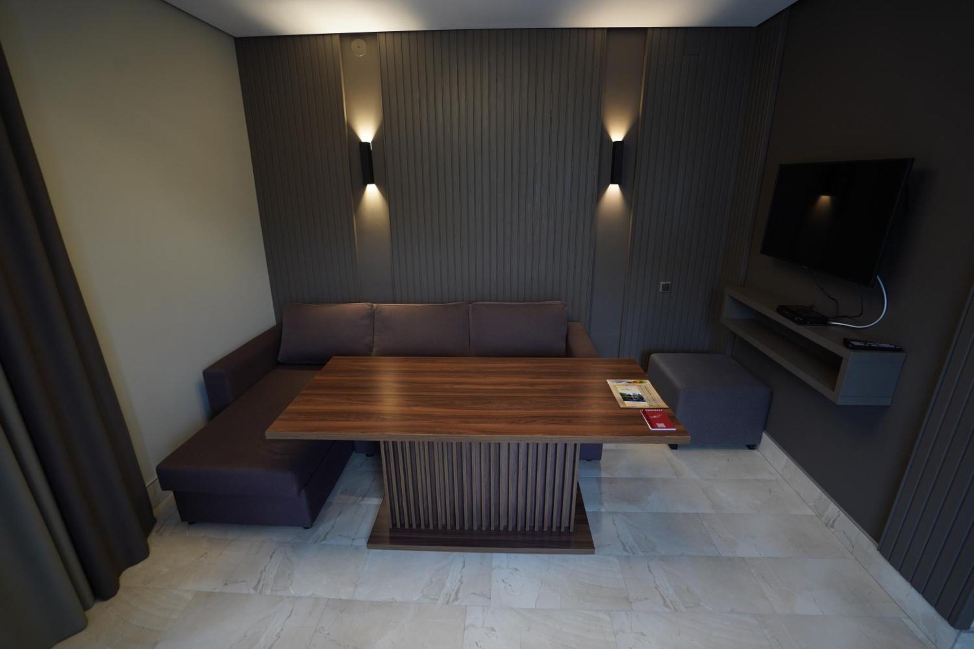 泽罗维塔山林小屋 Nizhniy Studenyy 外观 照片