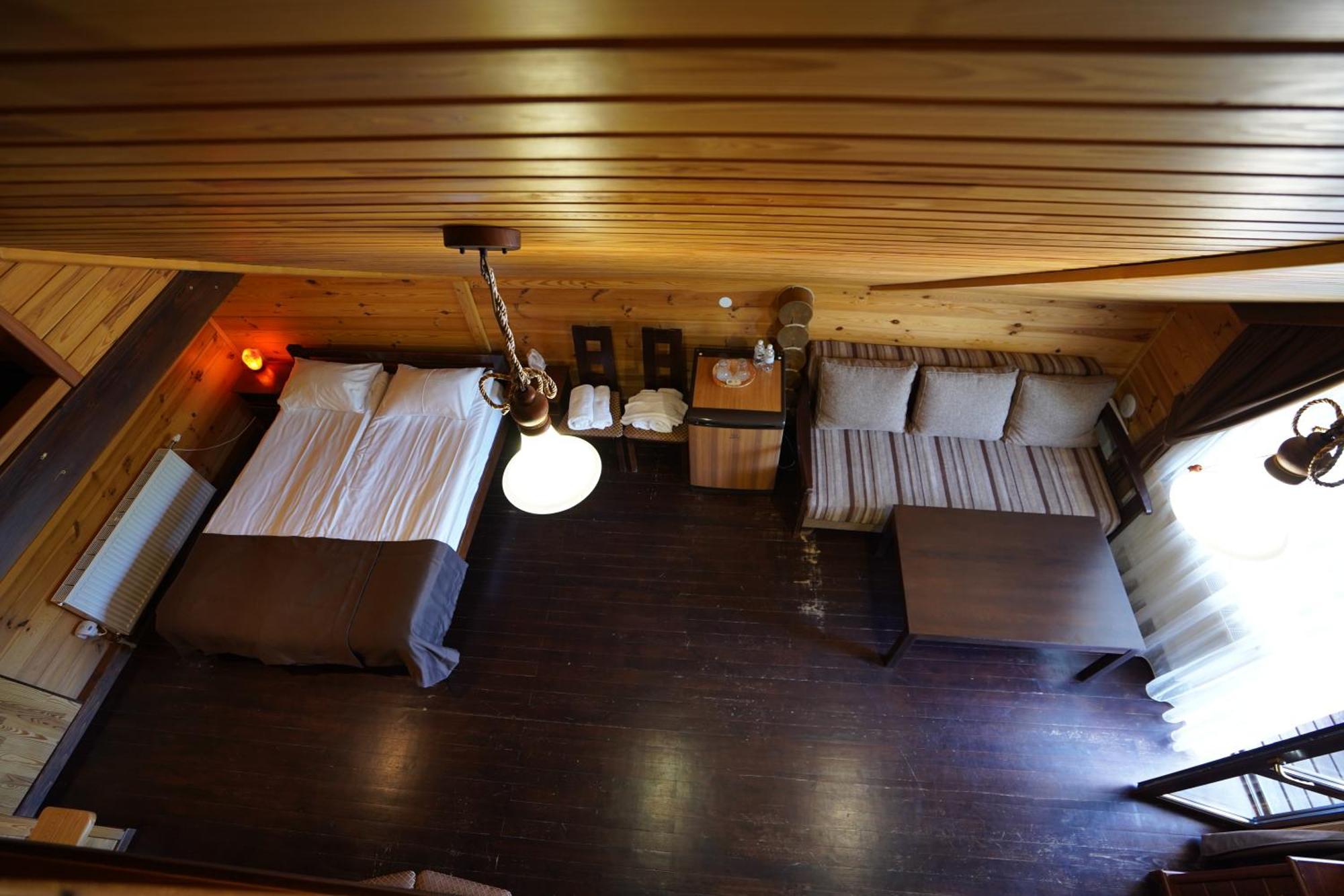 泽罗维塔山林小屋 Nizhniy Studenyy 外观 照片