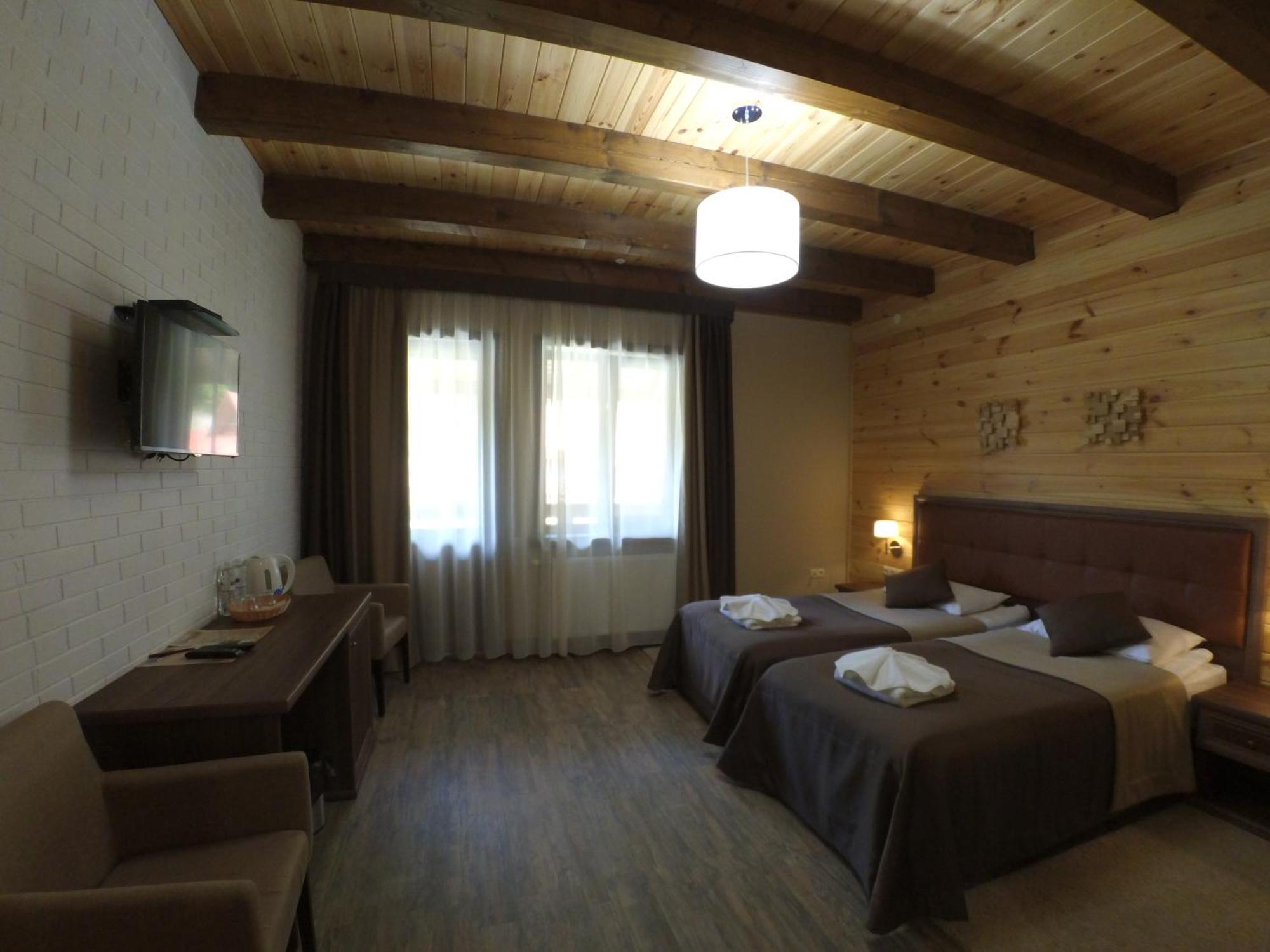 泽罗维塔山林小屋 Nizhniy Studenyy 外观 照片